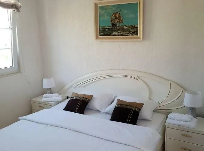 Island Of Apartamento Pag Town